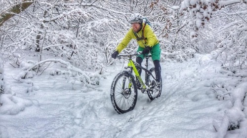 mtbcymru: Won’t miss me and my bike in a whiteout!! #mtb #Wales #justride #snow #adventure #cycleeve