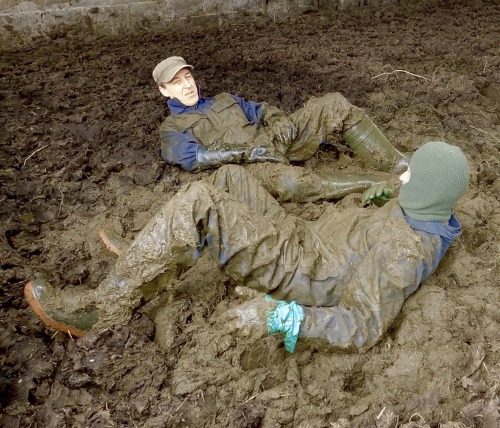 Enjoying life in boots, waterproofs and work gear