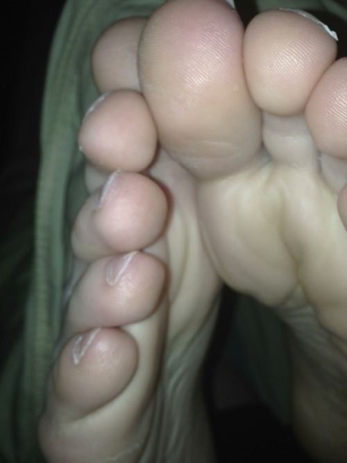 MY FEET:) LIKE?