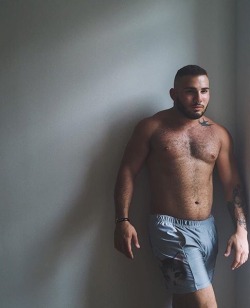 gato-loco:  Sexy @nicholascontrara on Instagram