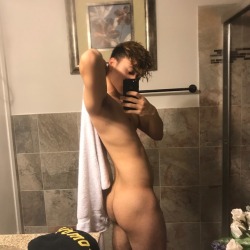 ian-rey: Tell me (and my ass) I look good