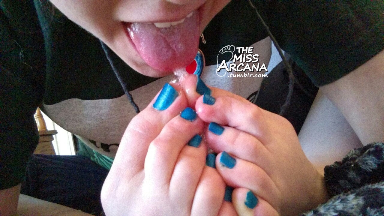 where-the-toes-are:  ArcanaWhere the TOES are.