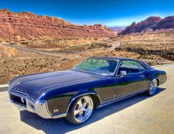 doyoulikevintage:  1968 Buick Riviera.