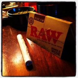 weedporndaily:  When I wake up I #bakeup #rawlife #joints #weedman #weshouldsmoke #dopeasyola #fatty #whereyouat by lifted_calypso http://ift.tt/1f7pC3H