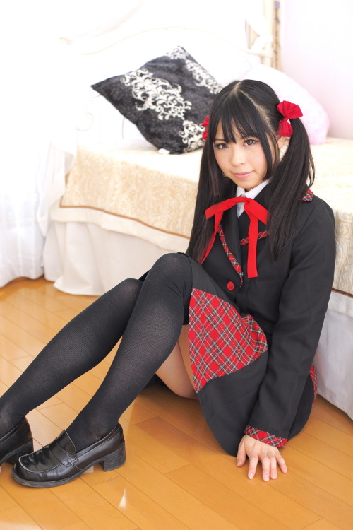 Cosplay Girl MariMariTime4 [School Girl Uniform] 1-1