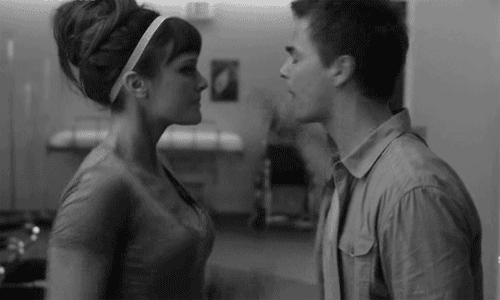 missvaliant:  Truth, about the only way to shut me up. 💋💋  😍💕❤
