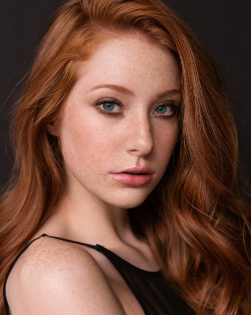 So I Decided To Make My Own ACOTAR Fancast Because I've Been Seeing A Lot Of Them Lately, And I Just