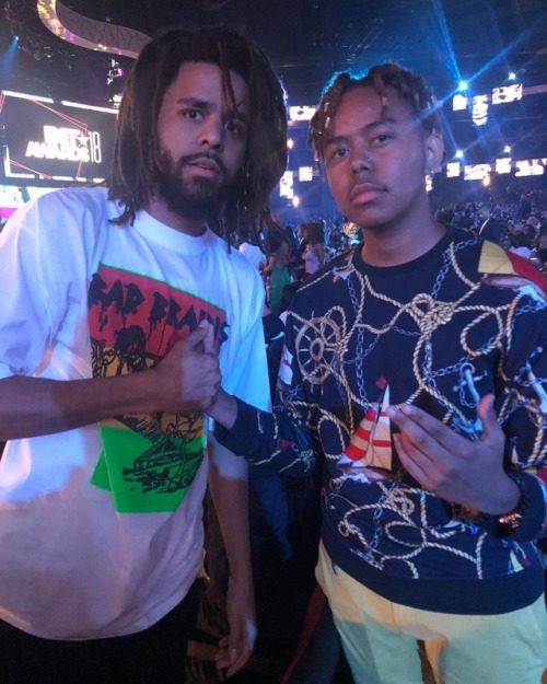 teamcole:
““J. Cole w/ Big Tigger, Wale, Michael B. Jordan, Shaun King & YBN Cordae at the 2018 BET Awards
” ”