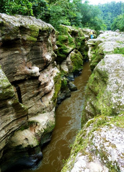 visitheworld: Mandiyaco River Canyon, Cauca / Colombia (by ashley hill).