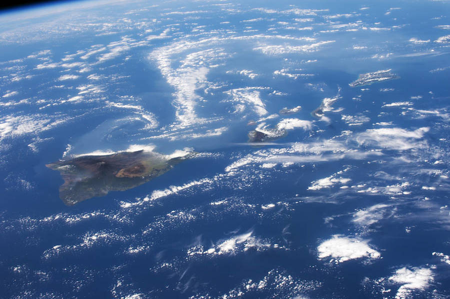 bobbycaputo:    NASA’s 15 Best Aerial Earth Views of 2015  