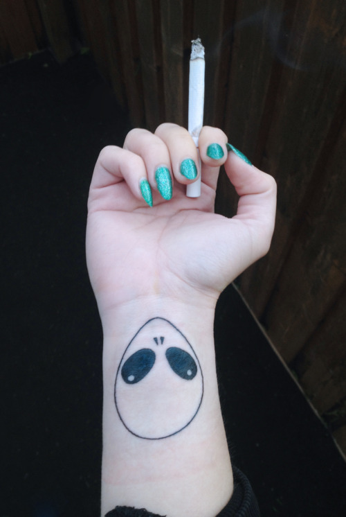 ewelinakurkinen: Got this little baby on my wrist ^^