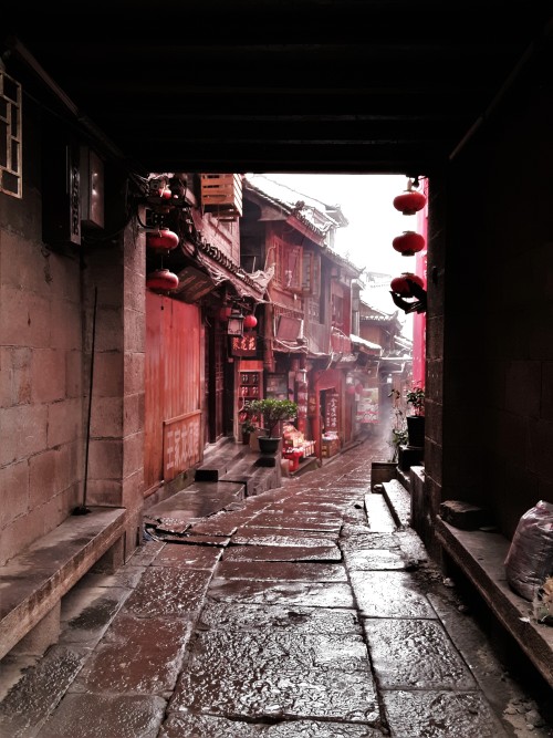 picturesofchina: A street in Fenghuang, Hunan