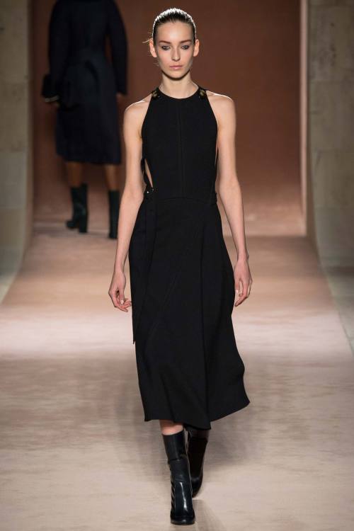 fagunt:  Victoria Beckham autumn/winter 2015
