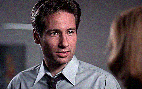 dailytxf:  Reputation? I have a reputation?THE X-FILES (1993-2018)1x03 — “Squeeze”