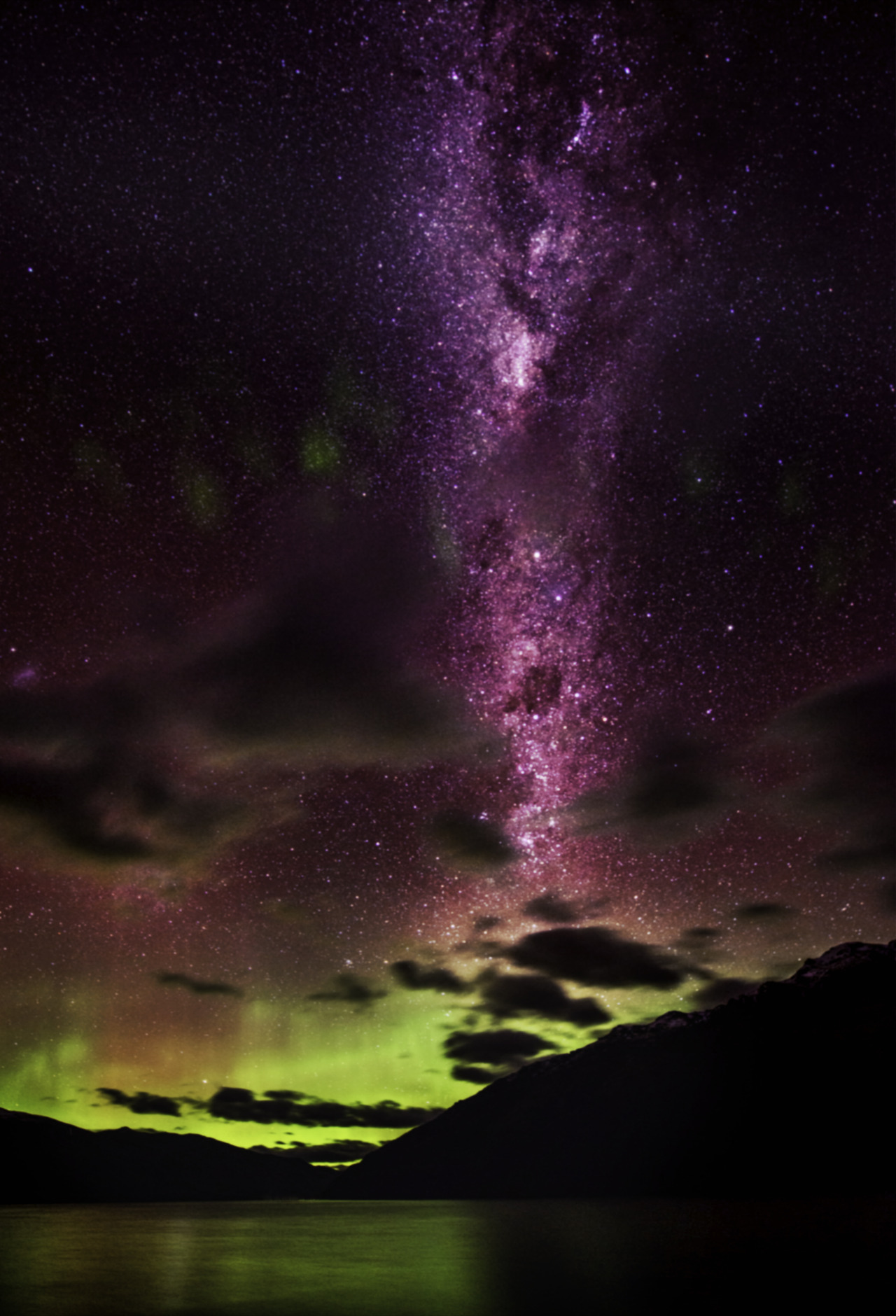 mstrkrftz:
“ Our Galaxy over Queenstown by Trey Ratcliff ”