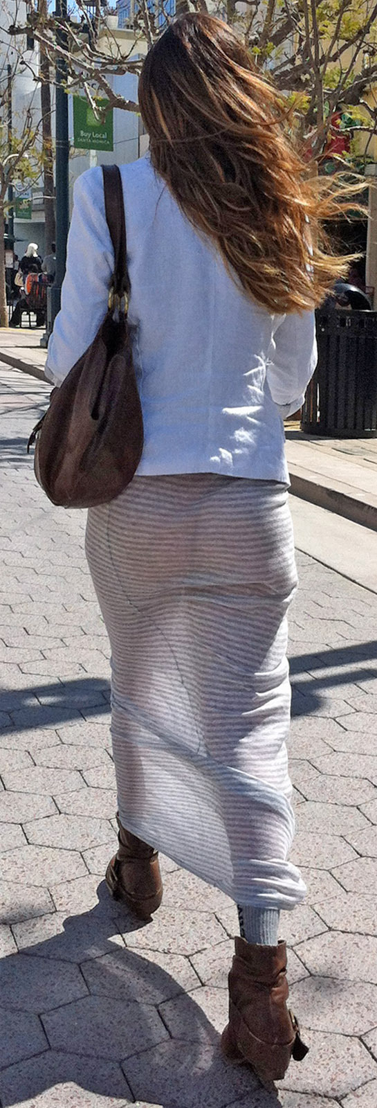 ervtheperc:  http://peepforum.com/threads/beautiful-girl-in-tight-see-through-grey-dress.107/Sign