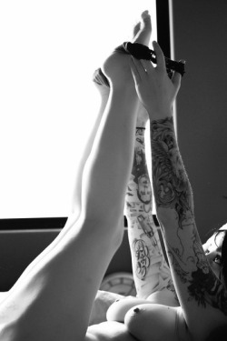 phylthevoid:  Girls, piercings, tattoos. 