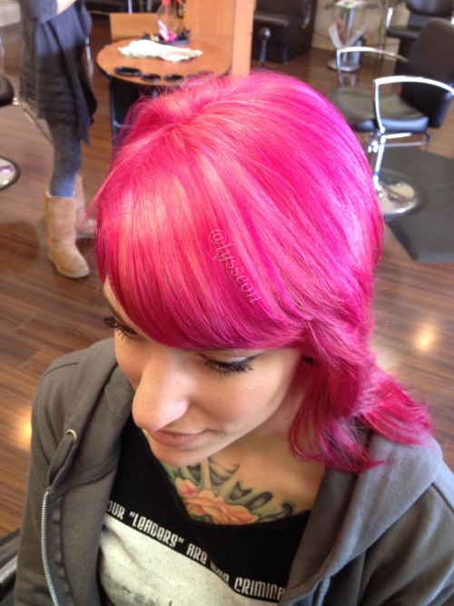 scissor-happy:  Magic is the new blonde: master post. 