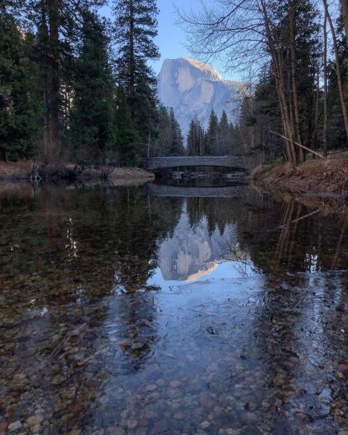 If new snowstorms hit Yosemite, and no one is around to see them, do they really happen?#yosemite 