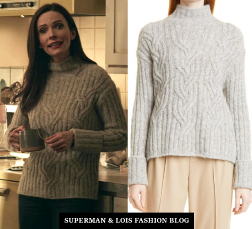  Who: Elizabeth Tulloch as Lois LaneWhat: Vince Mirrored Cable Turtleneck Sweater - $333.75. HERE fo