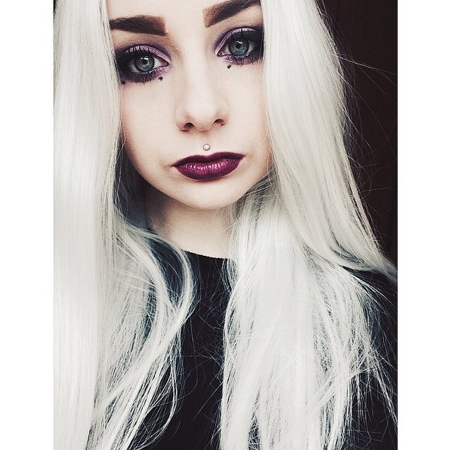 geisha-wigs:  I love @findingrebecca ‘s style 🌙