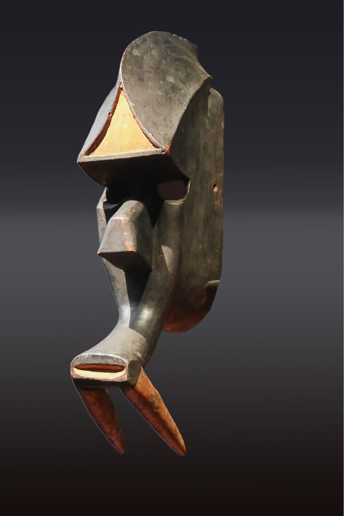Gon mask evoking a gorilla, of the Kwele people, Republic of the Congo or Gabon.  Artist unknown; ea