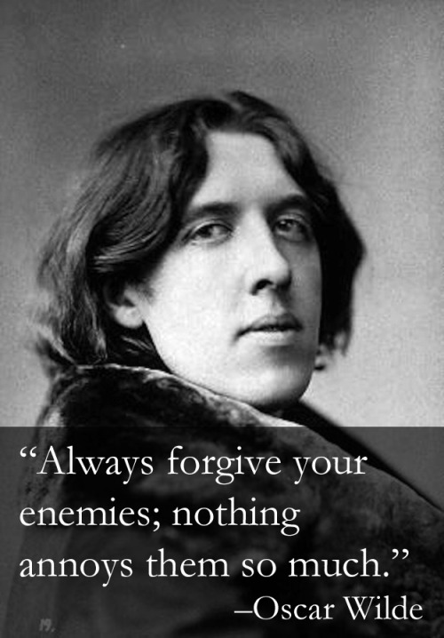 the-green-witch:fer1972:Today’s Classic: Great Quotes from the great Oscar Wilde (1854-1900)Oscar Wi