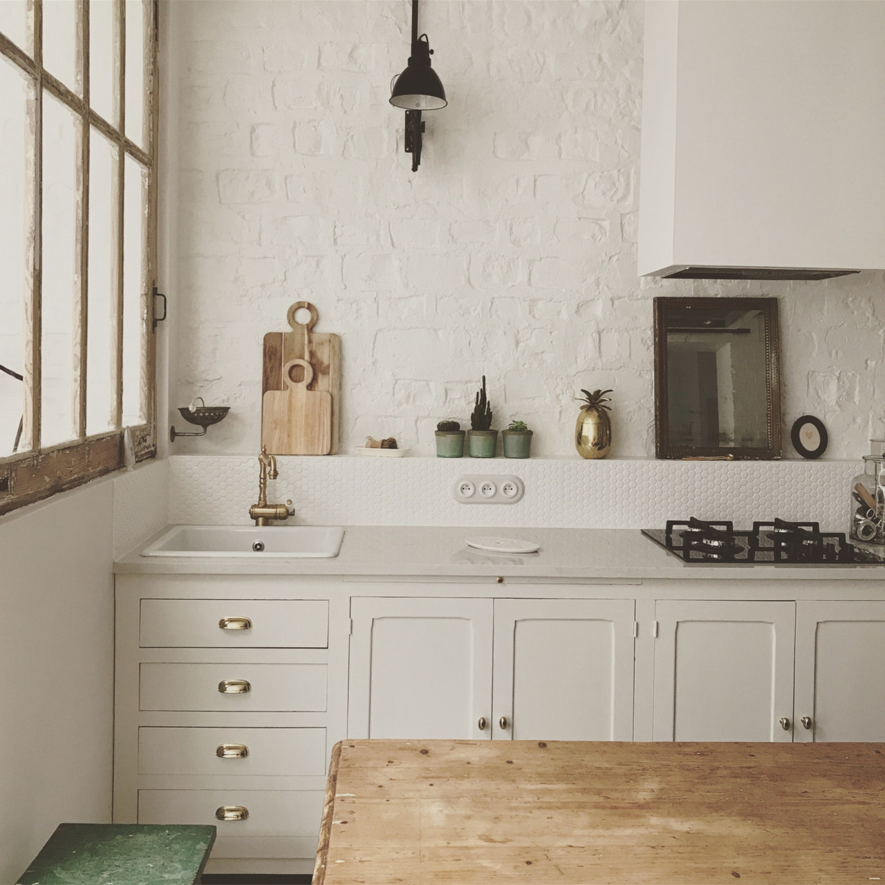thenordroom:  Vintage guesthouse in France | photos by  Les Penates Reims    THENORDROOM.COM