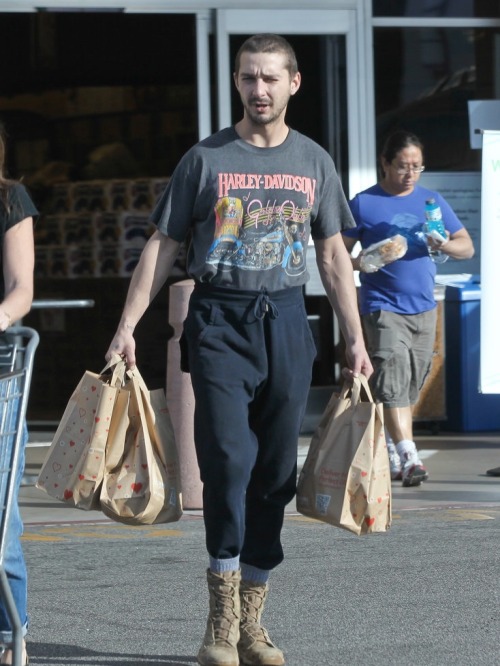 funsituation: vuittonv: a comprehensive shia labeouf fashion retrospective All about this