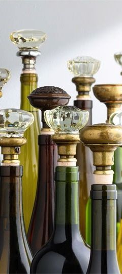 lilmisssblueeyes:  ronbeckdesigns:  antique door knobs re-purposed via cathi golden