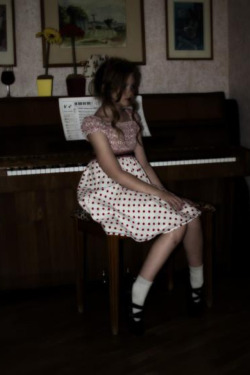 tendingmysecretgarden:  lipsscarlet:  Me when I was 10. I was a very weird thing.  This is amazing!  When I was ten I also wore a dress that looked a lot like this, white with red polka dots and puffed sleeves.  The elastic around my arms itched, the