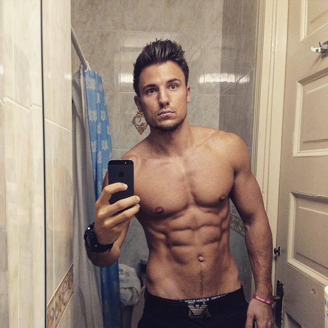 lumbrjax:  Instagram user @bastian_gruber http://ift.tt/1PWPqCL