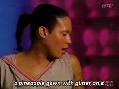 howtobeafuckinglady:  a pineapple gown with glitter on it by oscar de la renta r.i.p.
