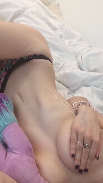 zixxie:  I woke up feeling good about my body for once !! 