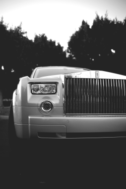 skrinik:  Rolls Royce :: skrinik.tumblr.com