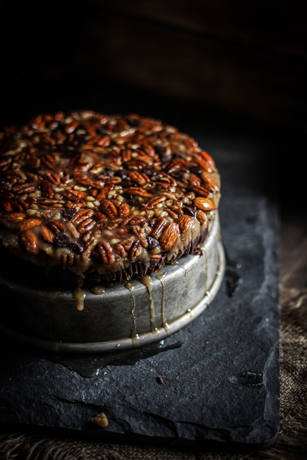 lifedoodlesteam:  No-Bake Turtle Upside Down Cake Recipe » http://goo.gl/vODF0P