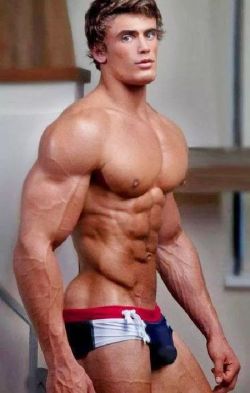 Hombre bellos y sexys pero sobre todo bien dotados