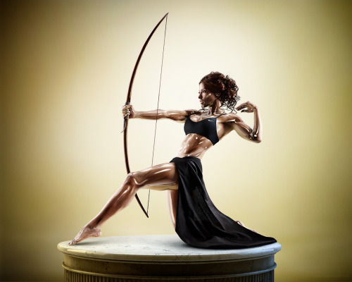 Sculpture Athletes Recreation some of the most classic athlete statues from antiquity with glass/por