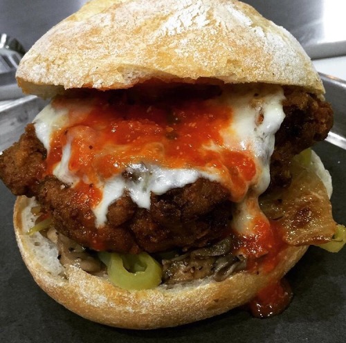 afro-arts:The Dirtybird Chicken + Waffleswww.thedirtybird.ca // IG: dirtybirdtoToronto, ONCLICK HERE