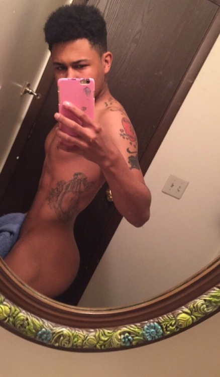 yourrrniggasdick:  Snapchat : SoloTrapp