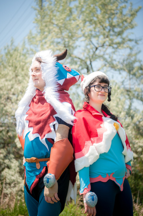 Monster hunter stories cosplay from AN part 2 photos! Female rider: me Male rider: @moegangsta Cheva