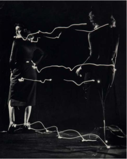 realityayslum:  Philippe Halsman - Paulette Goddard, 1949. 