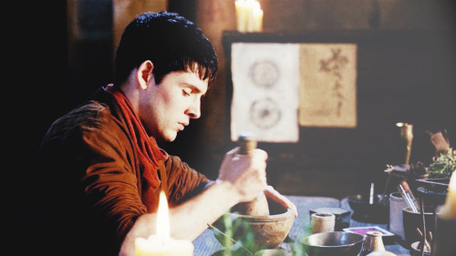 charlyjayne: Physician!Merlin. I have an au for this in my head where Merlin never becomes Arthur’s 