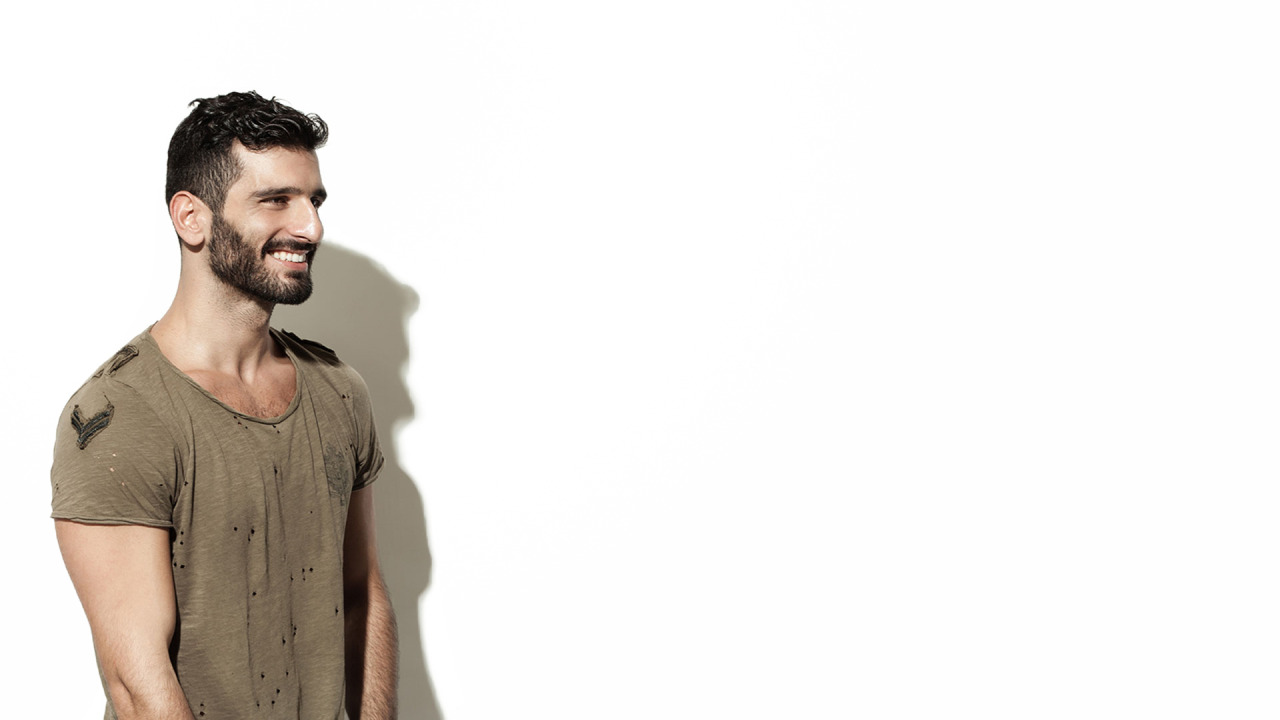 maledesktopwallpapers:  Michail Kampourakis by Errikos Andreou