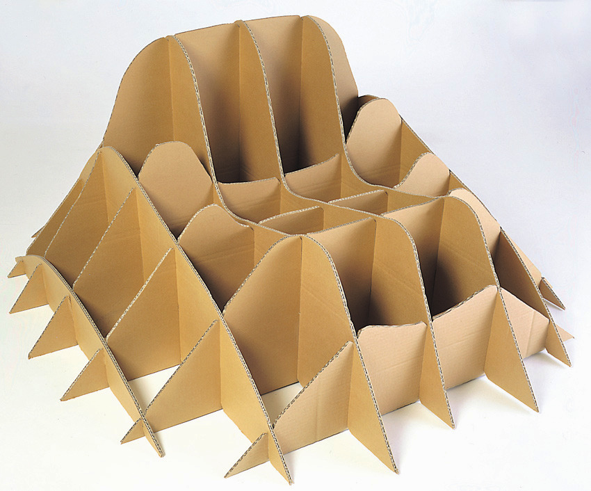 homelimag:  Grow Your Own Chair from Grass, Soil and a Cardboard Framework (via