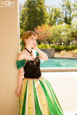 cosplayblog:  Anna from Frozen  Cosplayer: SproutChan [TM | DA | FB | WO]  Photographer: B C Photography [TM | TW | FB]   