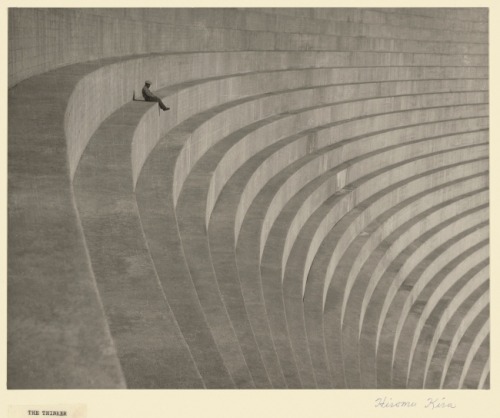 nobrashfestivity:    Hiromu Kira The Thinkerabout 1930Gelatin silver print27.9 × 35.1 cm (11 × 13 13/16 in.)The J. Paul Getty Museum, Los Angeles© Sadamura Family Trust  