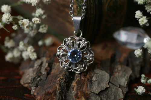 Beautiful vintage and antique genuine silver necklaces with gemstones are available at my Etsy Shop 