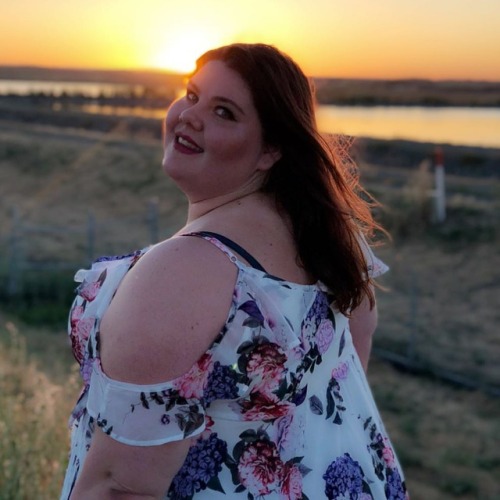 Day dreamer, sunset chaser #sunset #sacramento #torridinsider #celebratemysize #fatandfree #effyourb