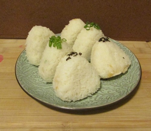 making some more shokugeki no soma food. Onigiri three ways like Megumi makes